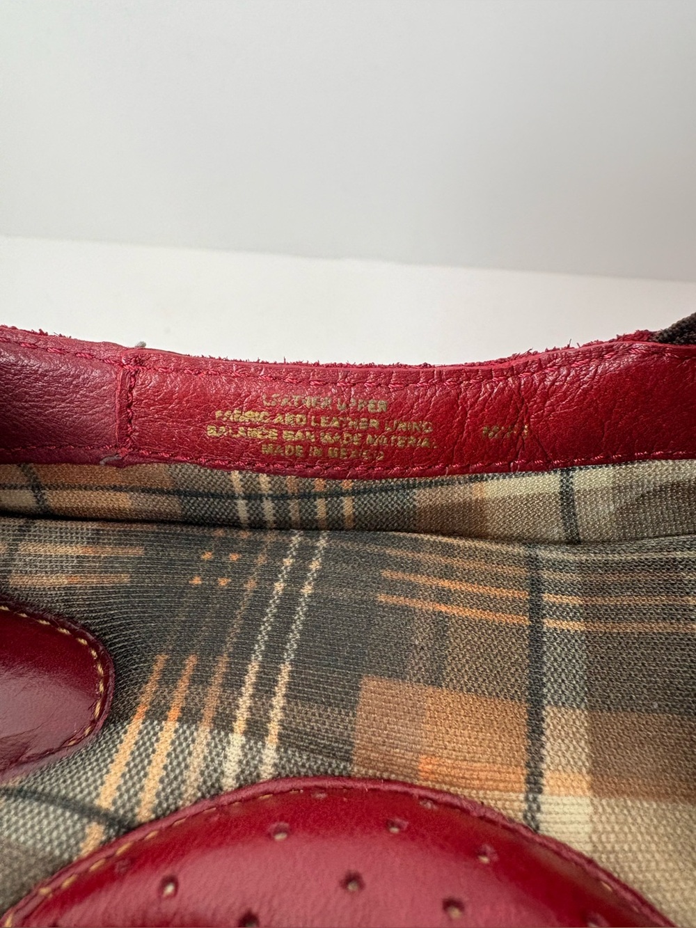 Born Red Leather Slip On Loafers Women's Sz 7.5 Shoes - Picture 12 of 16